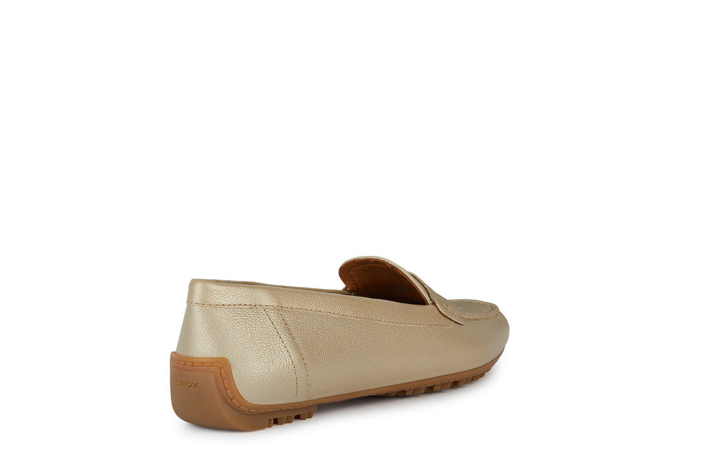 KOSMOPOLIS + GRIP WOMAN