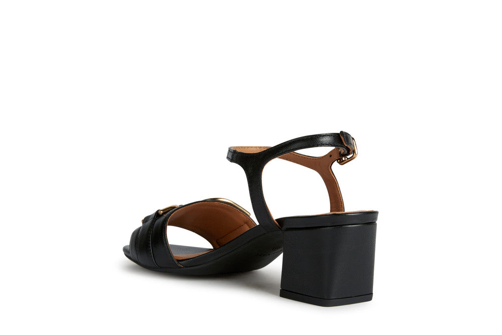 WOMAN NEW ERAKLIA 50