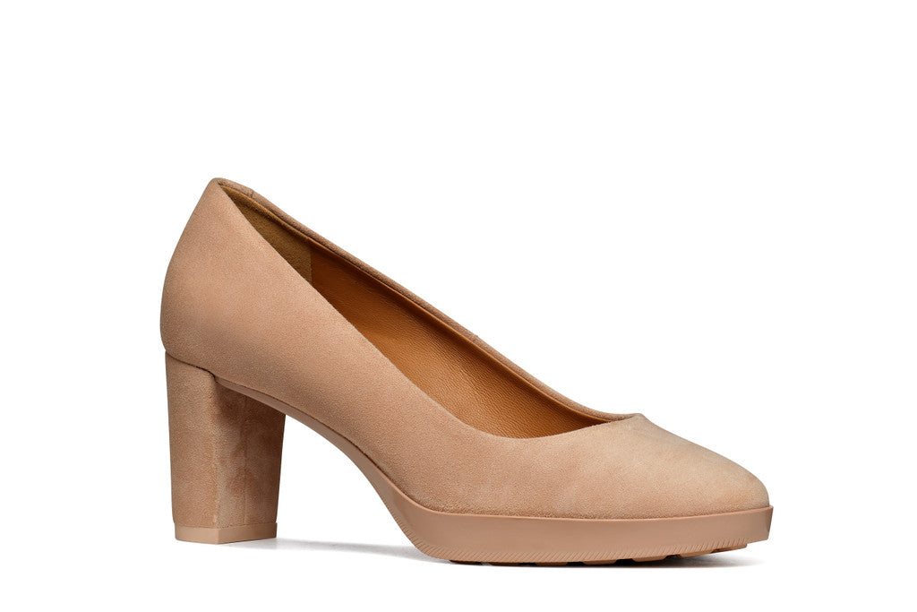 WOMAN WALK PLEASURE 60
