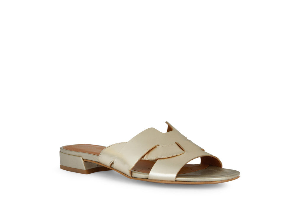 NEW ERAKLIA 15 WOMAN