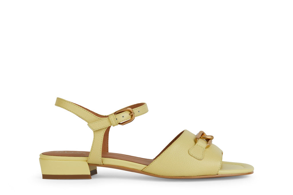 NEW ERAKLIA 15 WOMAN