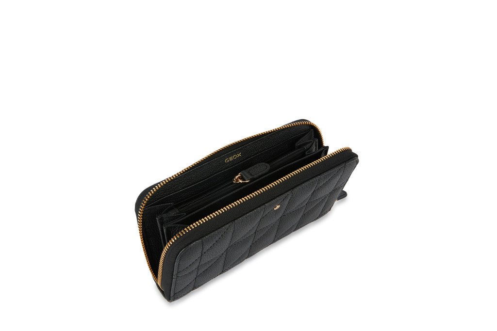 WALLET WOMAN