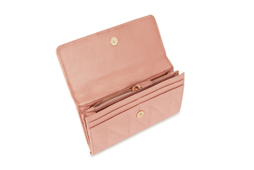 WALLET WOMAN
