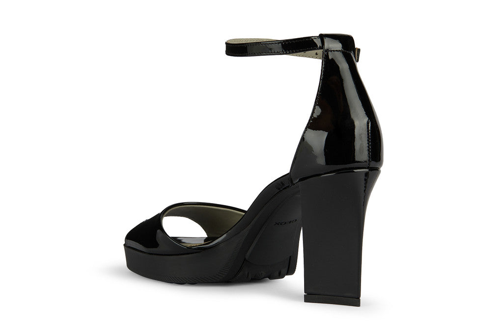 WOMAN WALK PLEASURE 85S1