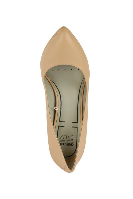 WOMAN WALK PLEASURE 90.1