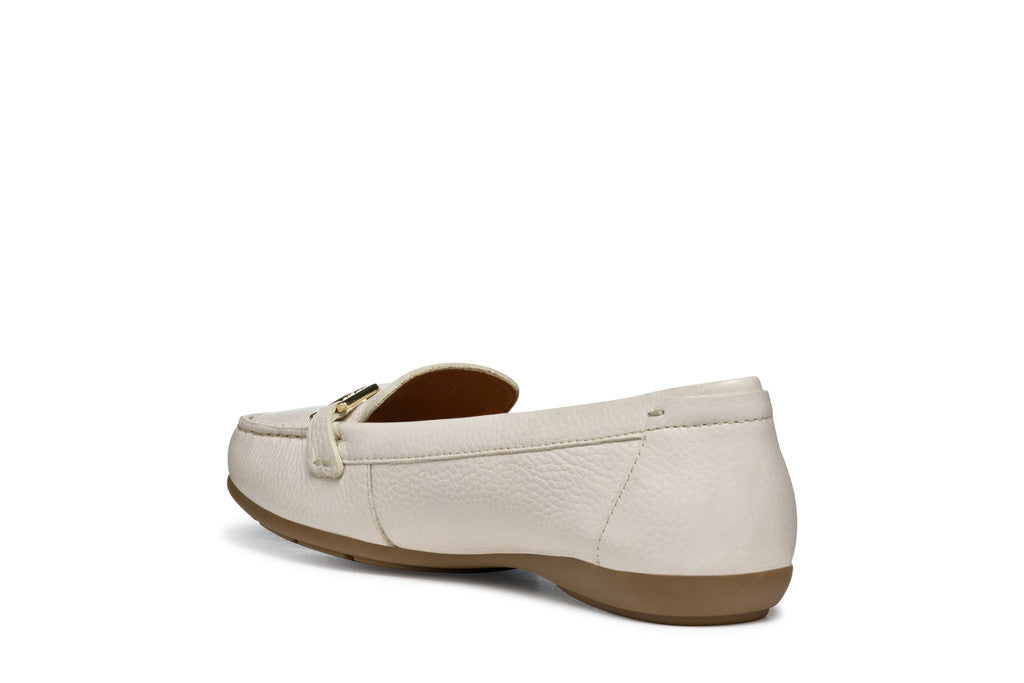 ANNYTAH MOC WOMAN