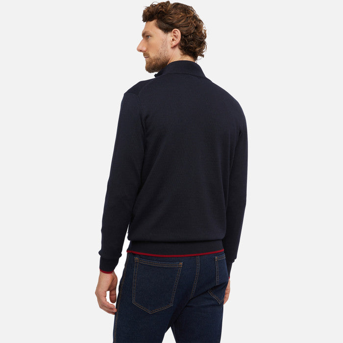 KNIT MAN