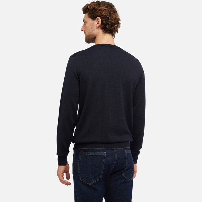 KNIT MAN