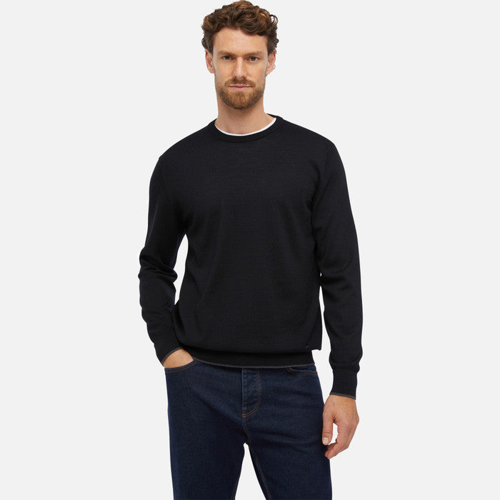 KNIT MAN