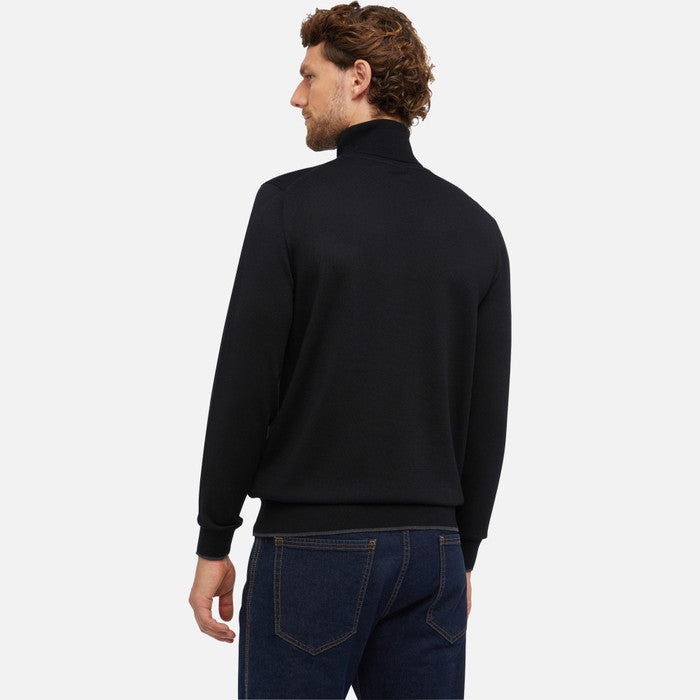 KNIT MAN