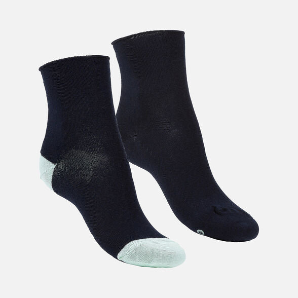 SOCKS WOMAN