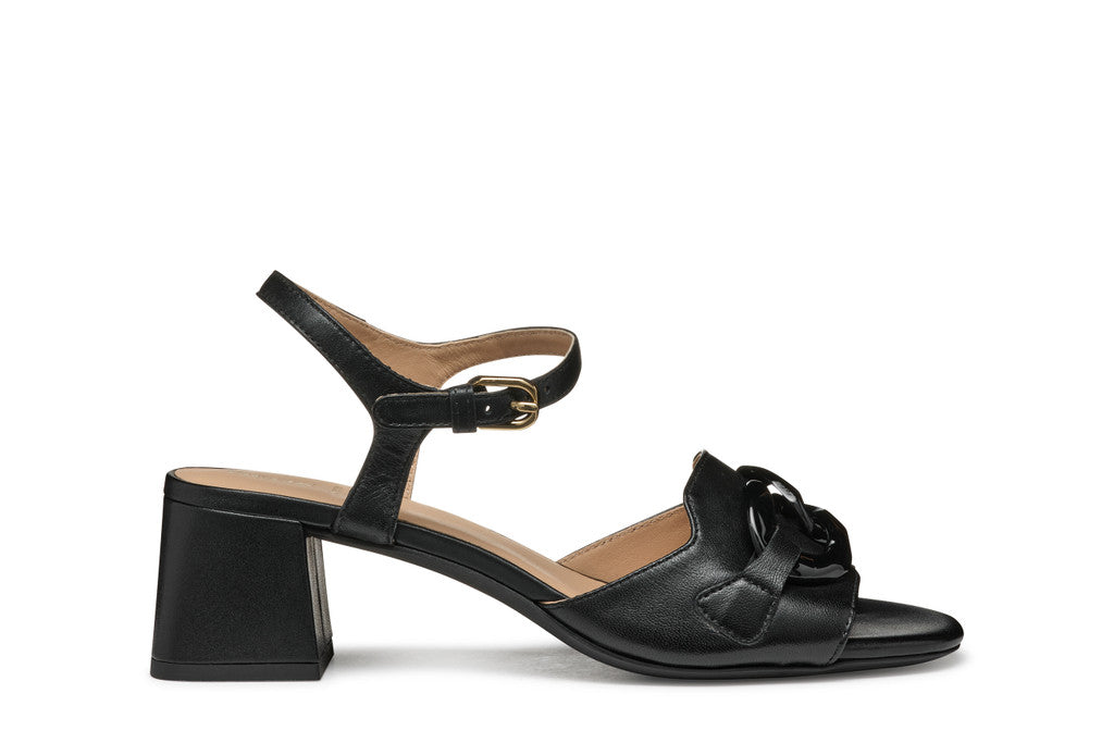 NEERAKLIA 50 T WOMAN