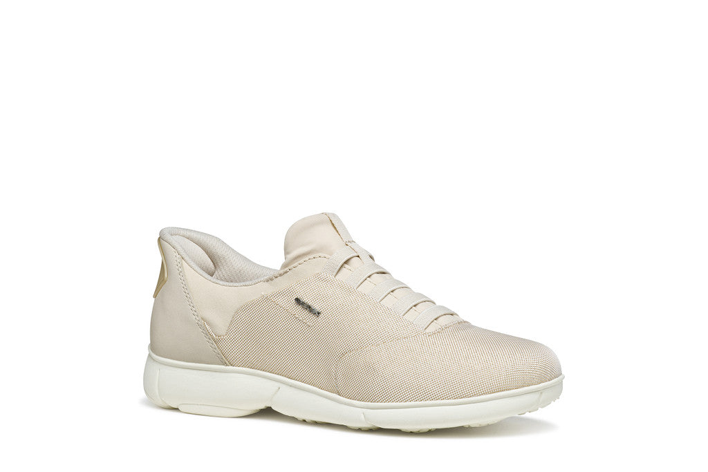 NEBULA 2.0 PLUS WOMAN